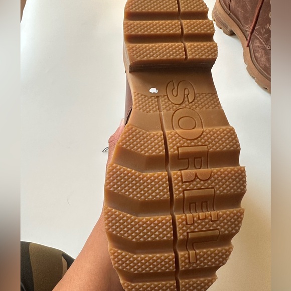 NEW! Sorel Lennox Lace Boots - Picture 3 of 5